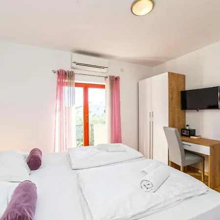 Slavica Zadarvillas וילה *