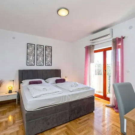 וילה Slavica Zadarvillas סבטי פיליפ אי ג'קוב