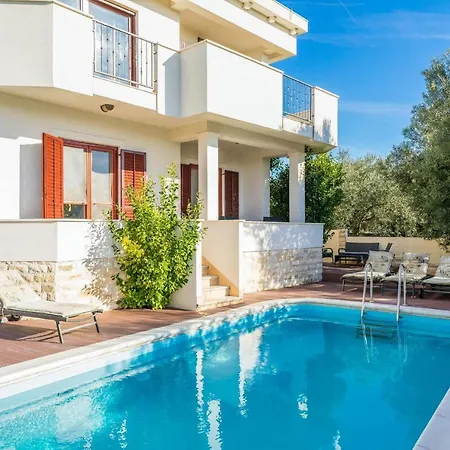 Slavica Zadarvillas *