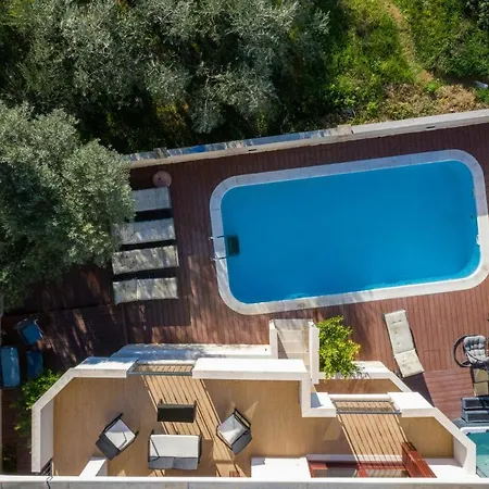 Slavica Zadarvillas *