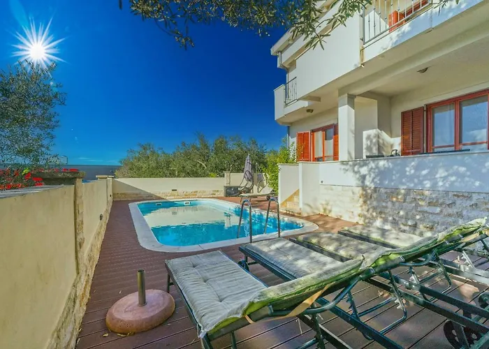Slavica Zadarvillas * Sveti Filip i Jakov